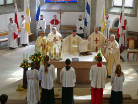 Feierlicher Gründungsgottesdienst der Pfarrei St. Heimerad (Foto: Karl-Franz Thiede)